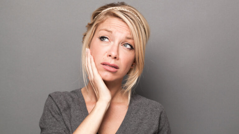 Woke up with a Toothache? Here is When Pain Means a dental Emergency